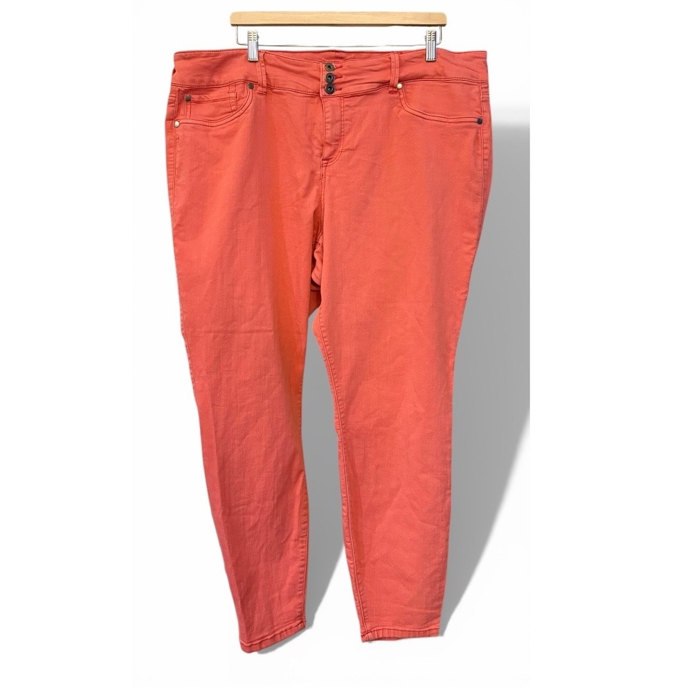 Torrid Plus Size Wm Denim 24R Coral Buttonfly Cotton Blend Colorful Casual Jeans